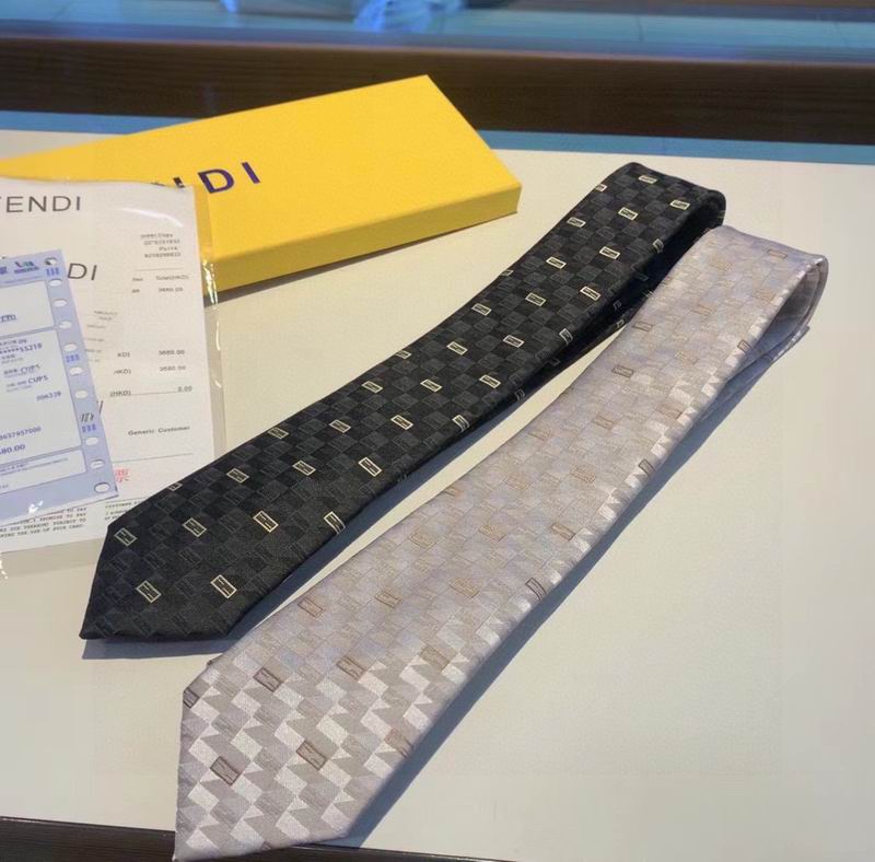 Fendi Tie hm06